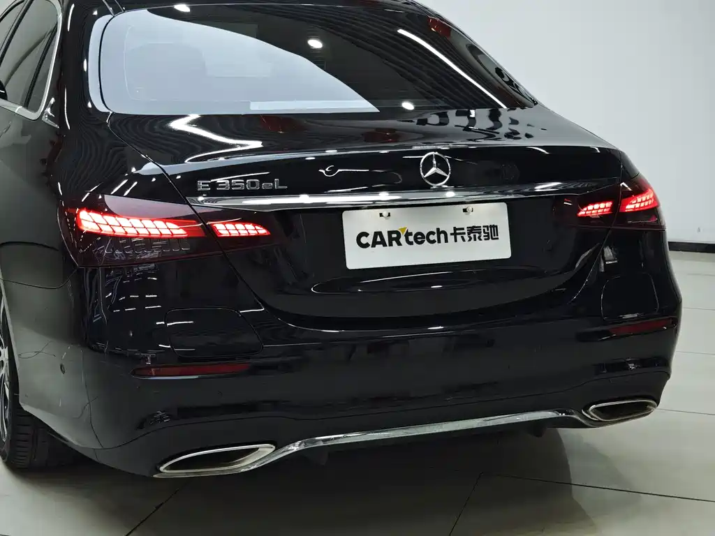 Mercedes-Benz E-Class New Energy 2022 — фото 21