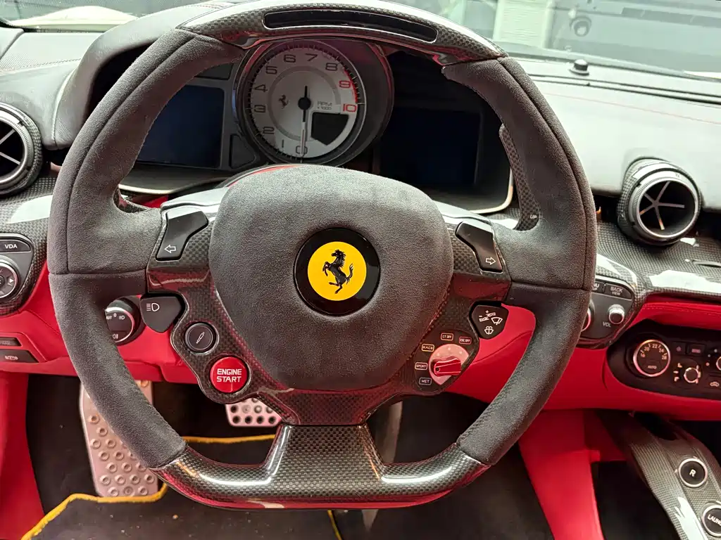 Ferrari F12berlinetta 2014 — фото 16