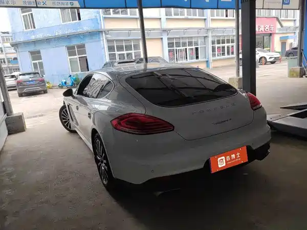 Porsche Panamera 2014