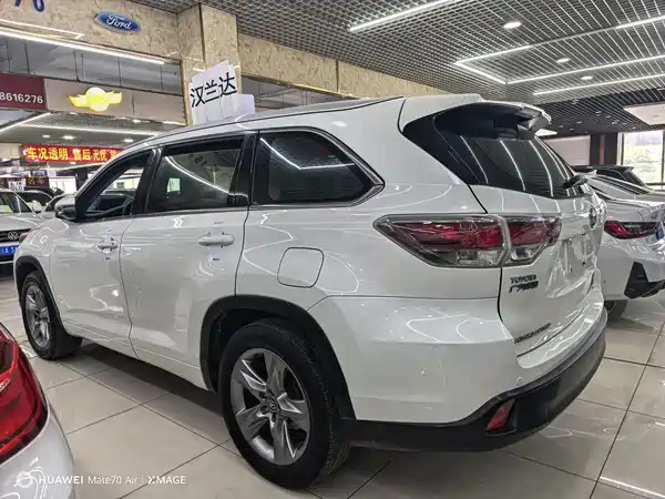 Toyota Highlander 2017