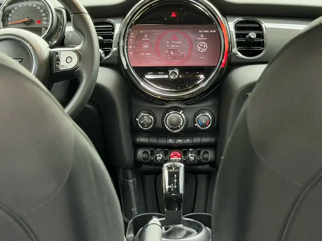 MINI MINI 2021