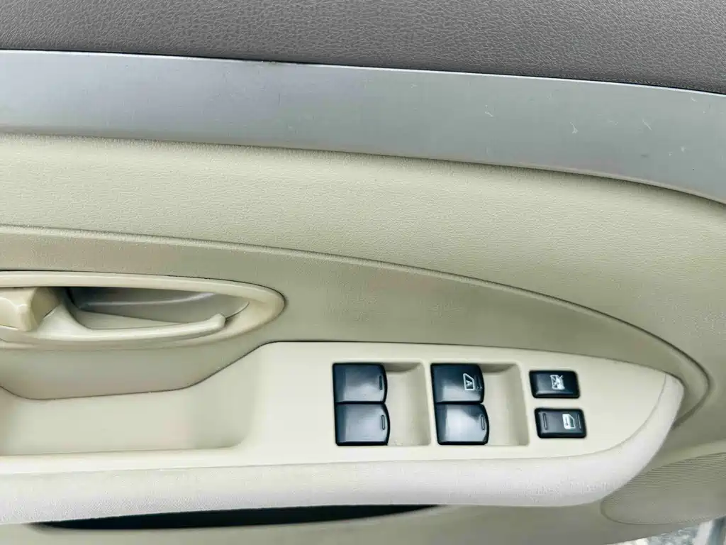 Nissan Sylphy 2015 — фото 9