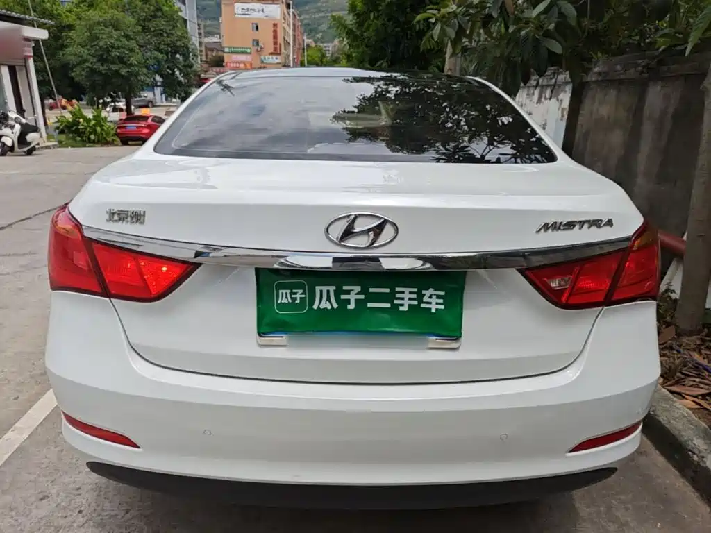 Hyundai Mistra 2015 — фото 6