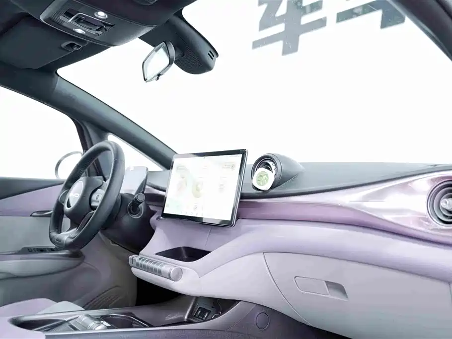 BYD Dolphin 2023