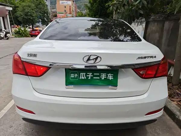Hyundai Mistra 2015