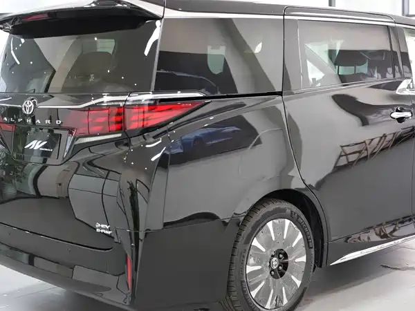 Toyota Alphard 2024