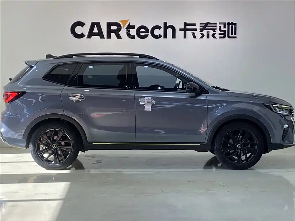 Roewe RX5 2021 — фото 4
