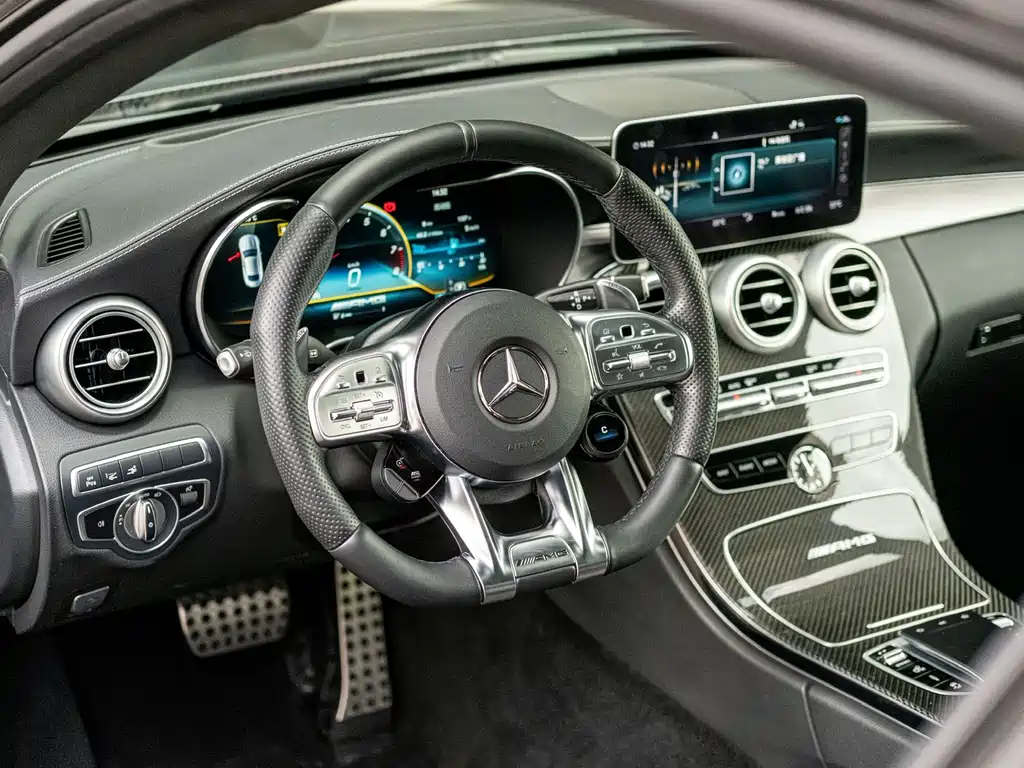 Mercedes-Benz C-Class AMG 2022 — фото 6