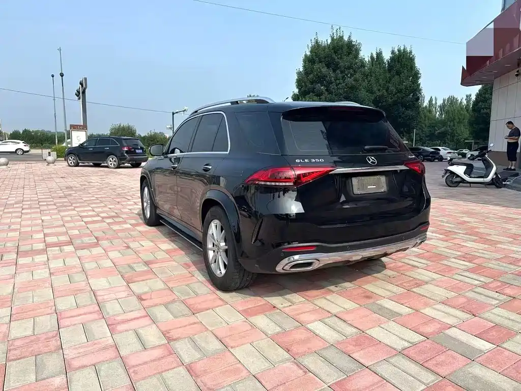 Mercedes-Benz GLE 2021
