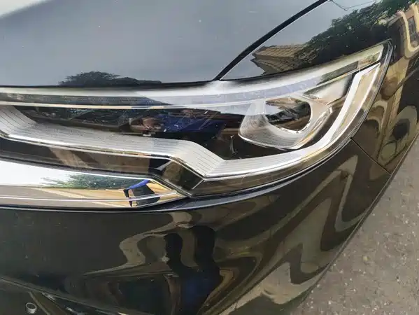 Hongqi HS5 2022