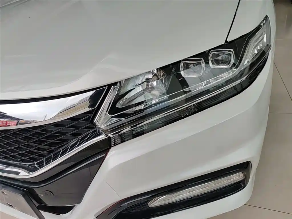 Honda Spirior 2015 — фото 24