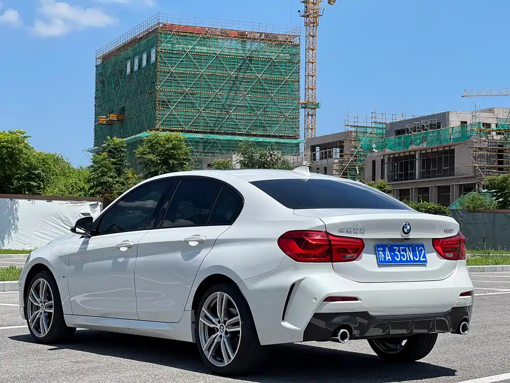BMW 1 Series 2019