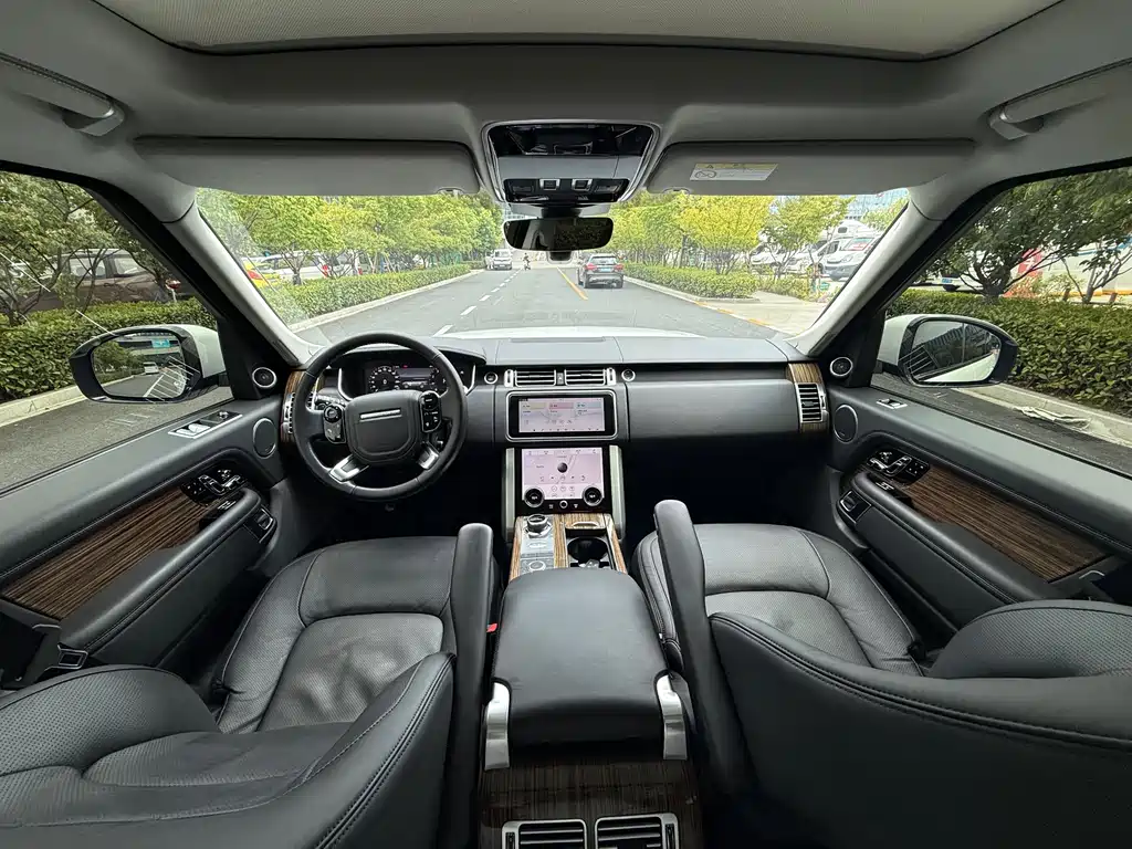 Land Rover Range Rover 2018 — фото 8