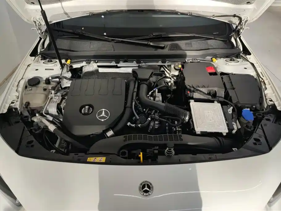 Mercedes-Benz A-Class 2022 — фото 10