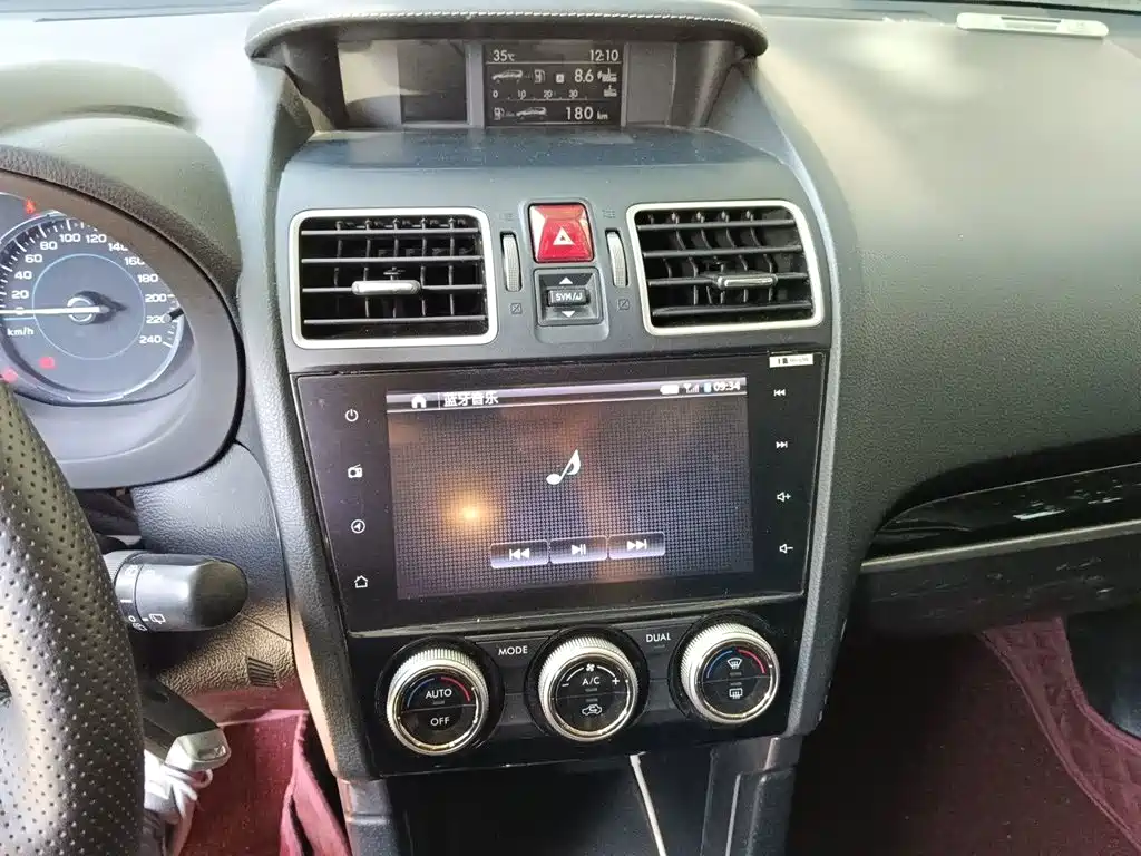 Subaru Forester 2018 — фото 14