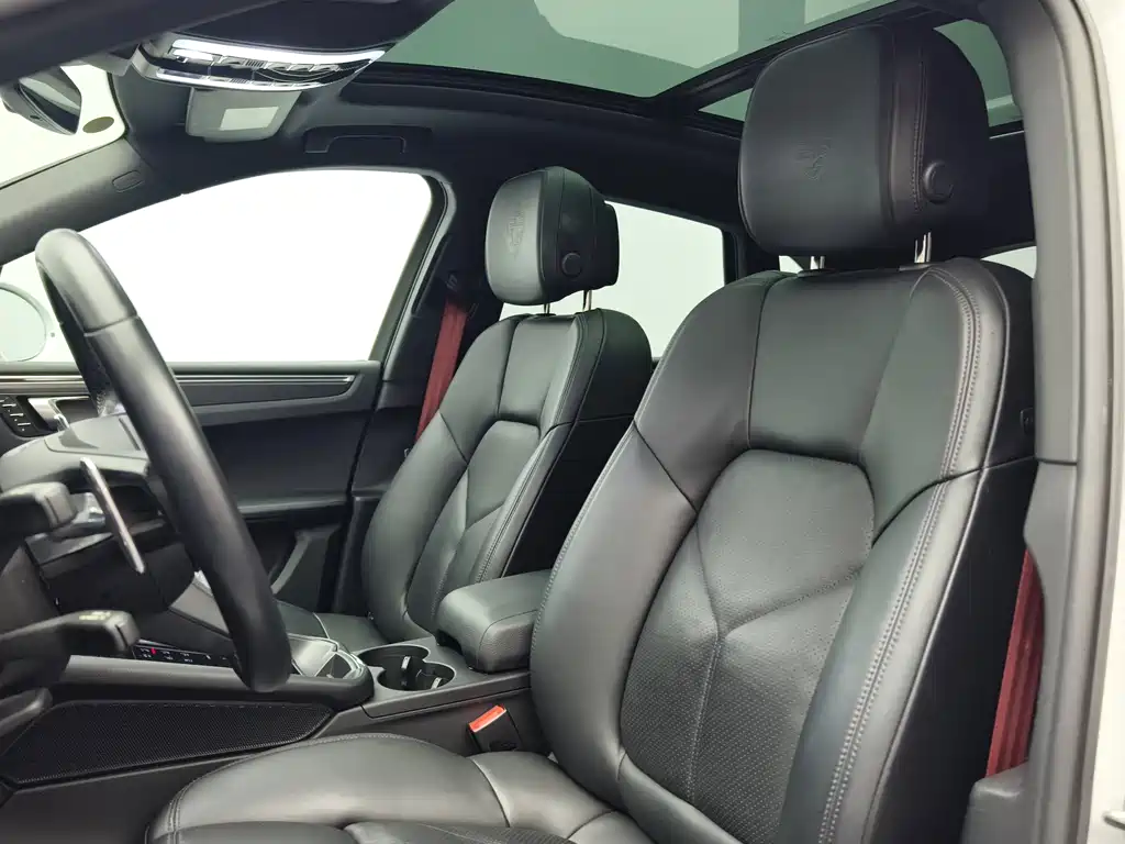 Porsche Macan 2023 — фото 11