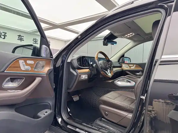 Mercedes-Benz GLS 2022