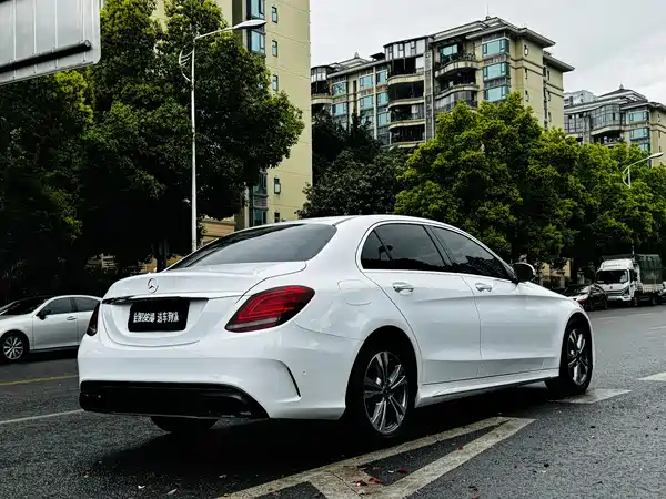Mercedes-Benz C-Class 2020