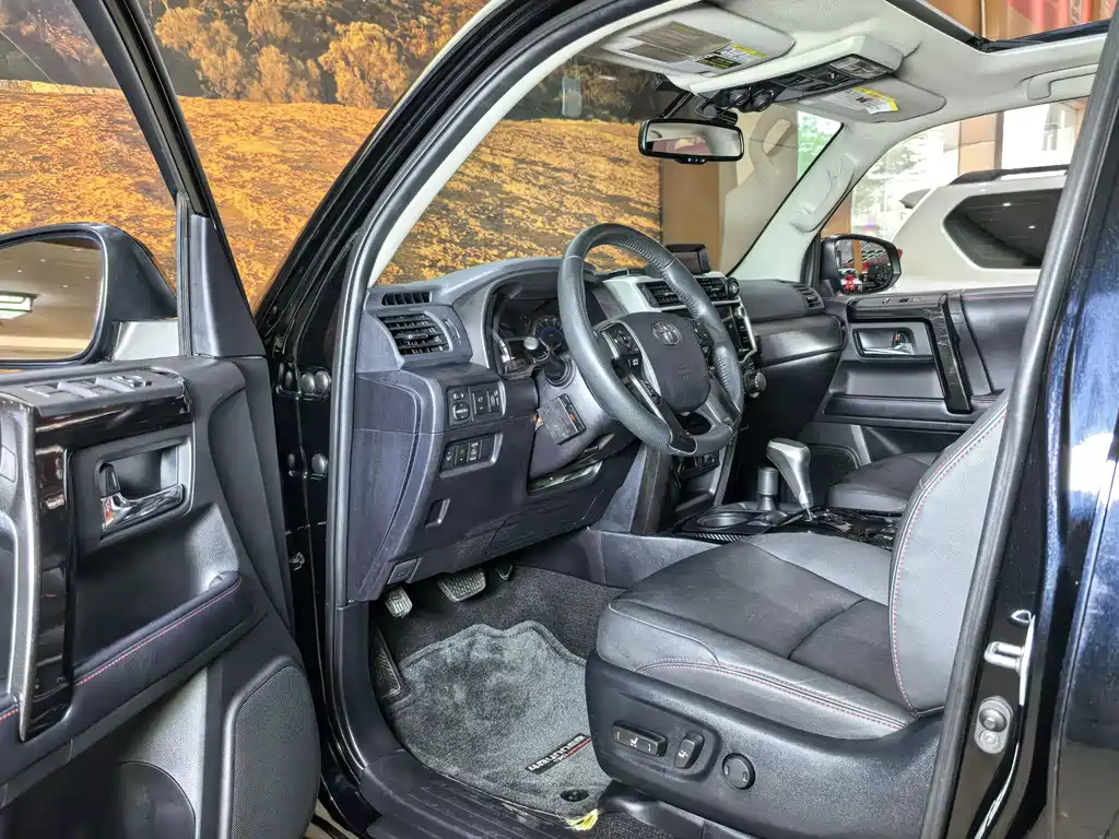 Toyota Prado 2019 — фото 8