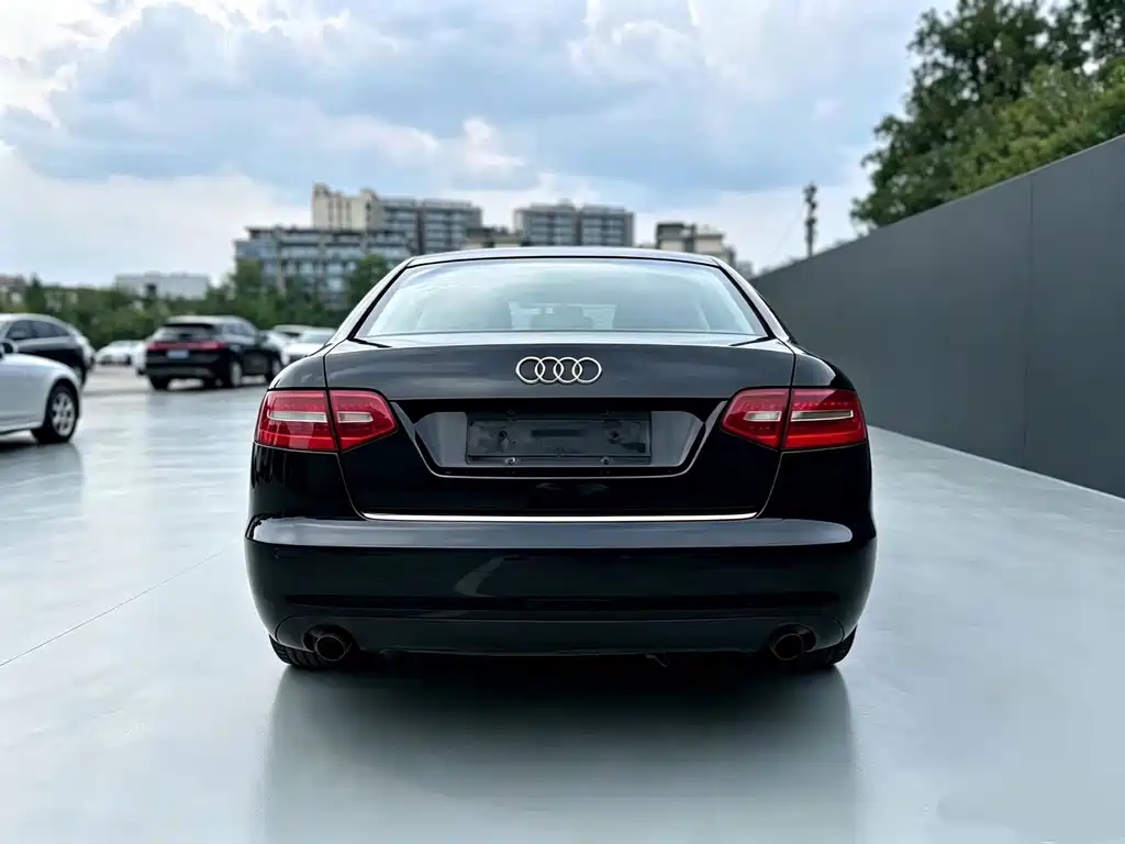 Audi A6L 2012