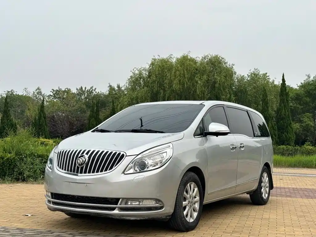 Buick GL8 2012