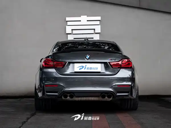 BMW M4 2019