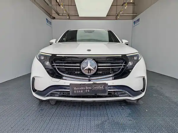 Mercedes-Benz EQC 2021