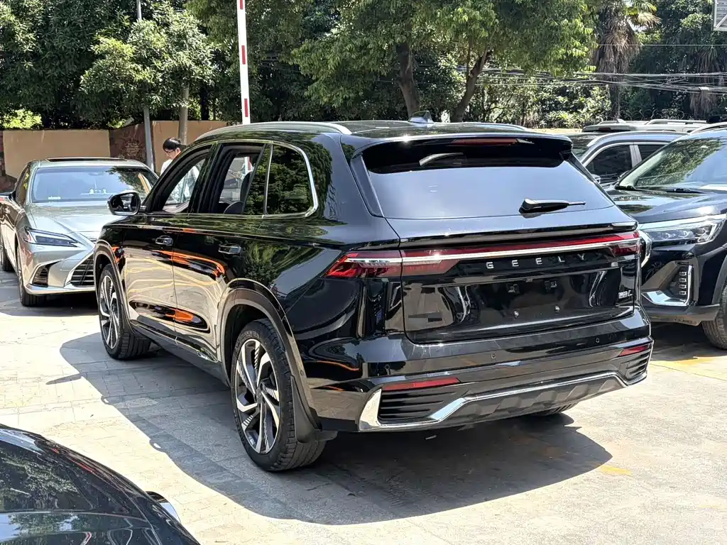 Geely Xingyue L 2021 — фото 17