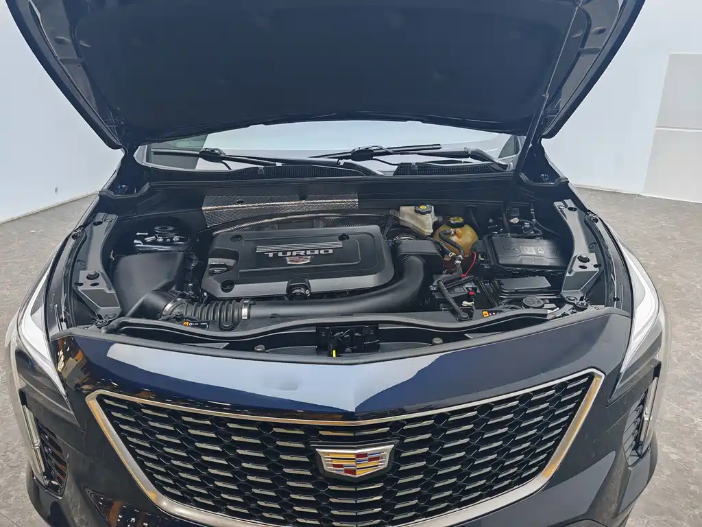 Cadillac XT4 2020 — фото 12