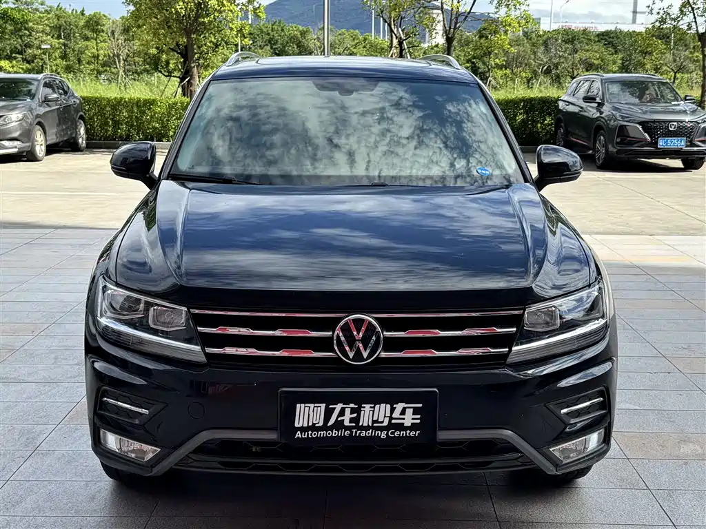 Volkswagen Tiguan L 2021 — фото 2