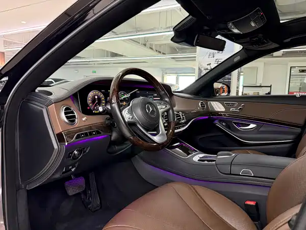 Mercedes-Benz S-Class 2020