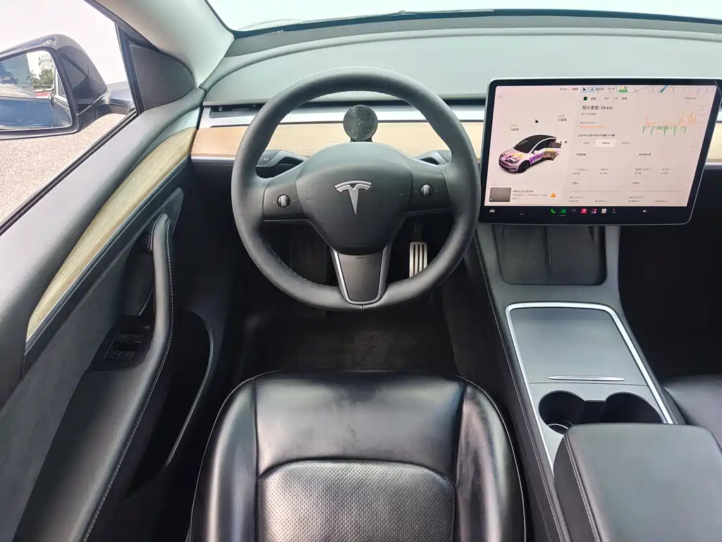 Tesla Model Y 2021 — фото 13