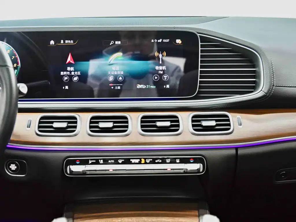 Mercedes-Benz GLE New Energy 2022 — фото 22