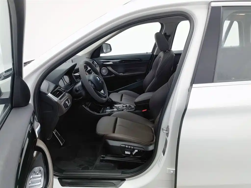 BMW X1 2021 — фото 10
