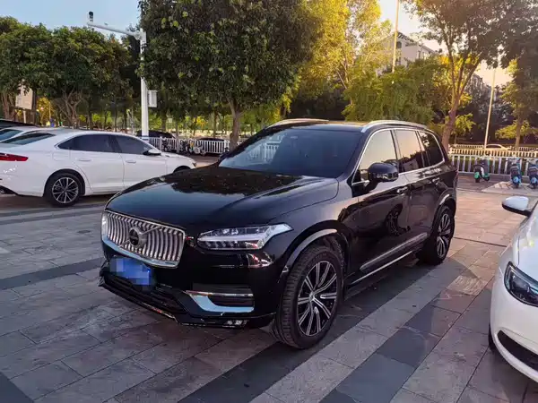 Volvo XC90 2023