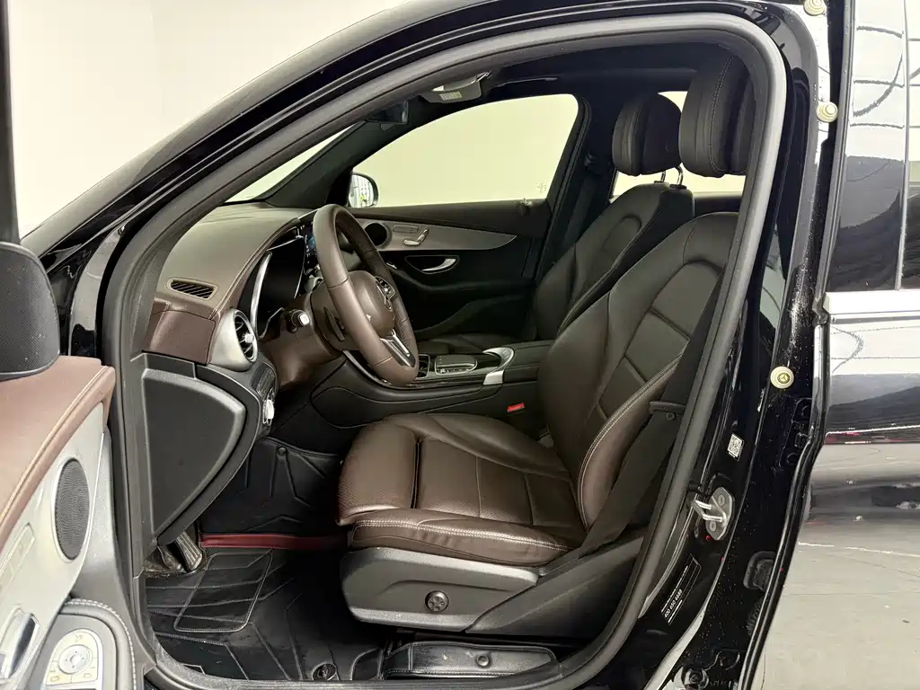 Mercedes-Benz GLC 2022 — фото 12