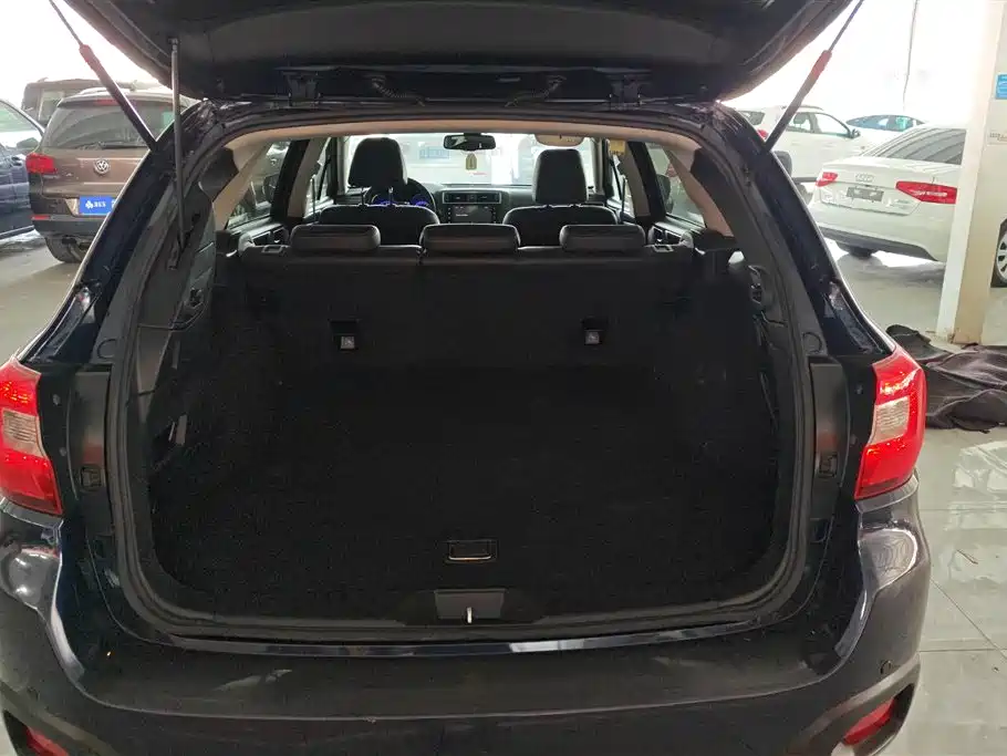 Subaru Outback 2017 — фото 4