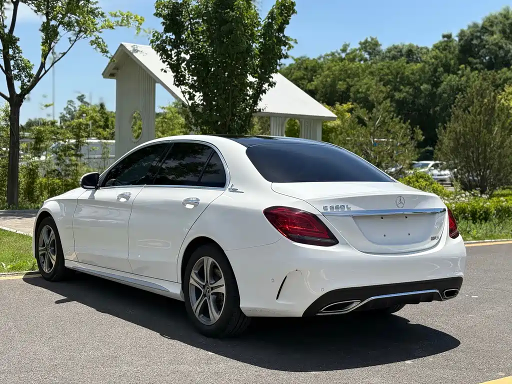 Mercedes-Benz C-Class 2018 — фото 4