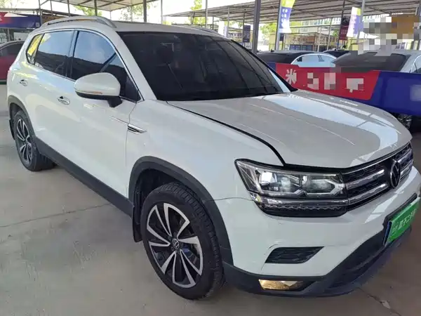 Volkswagen Tharu 2021