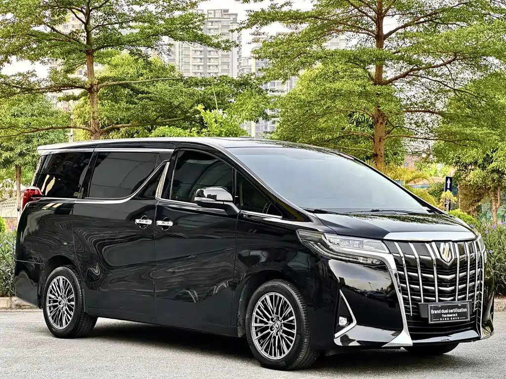 Toyota Alphard 2019 — фото 3