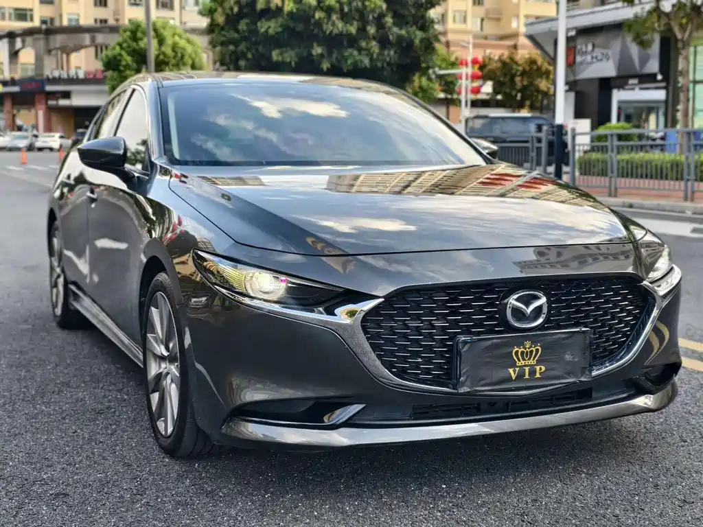 Mazda 3 Axela 2021 — фото 3
