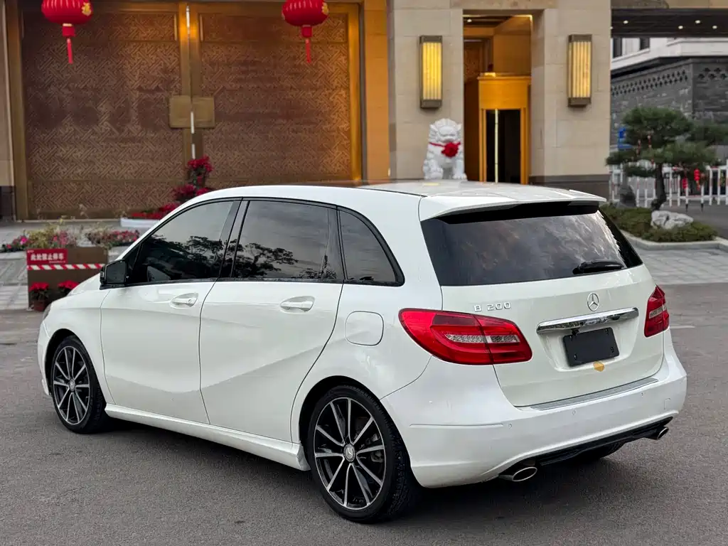 Mercedes-Benz B-Class 2013 — фото 17