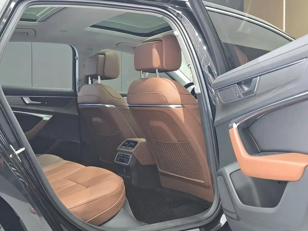 Audi A6L 2021