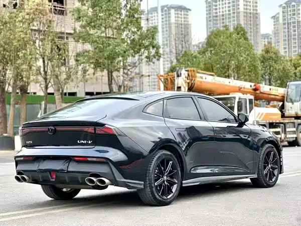 Changan UNI-V 2023
