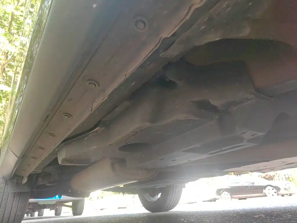 Toyota RAV4 2015 — фото 16