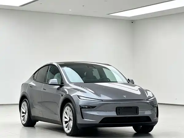 Tesla Model Y 2026