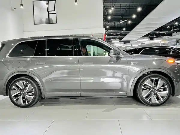 Li Auto L9 2024