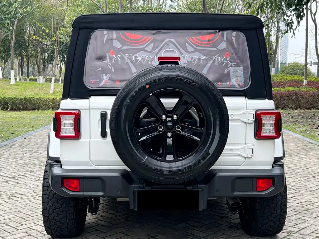 Jeep Wrangler 2024 — фото 4