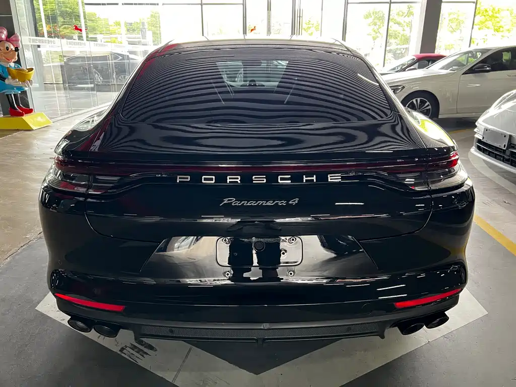 Porsche Panamera 2021 — фото 19