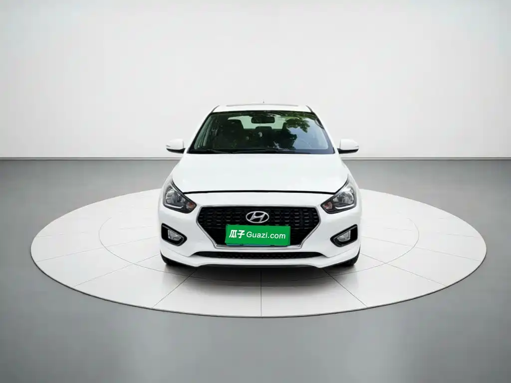 Hyundai Accent 2017 — фото 2